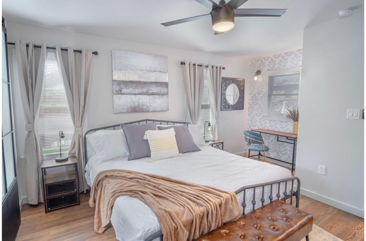 Ferienhaus Dazzling 3 Br2 Ba Near Downtown Tower Americas San Antonio
