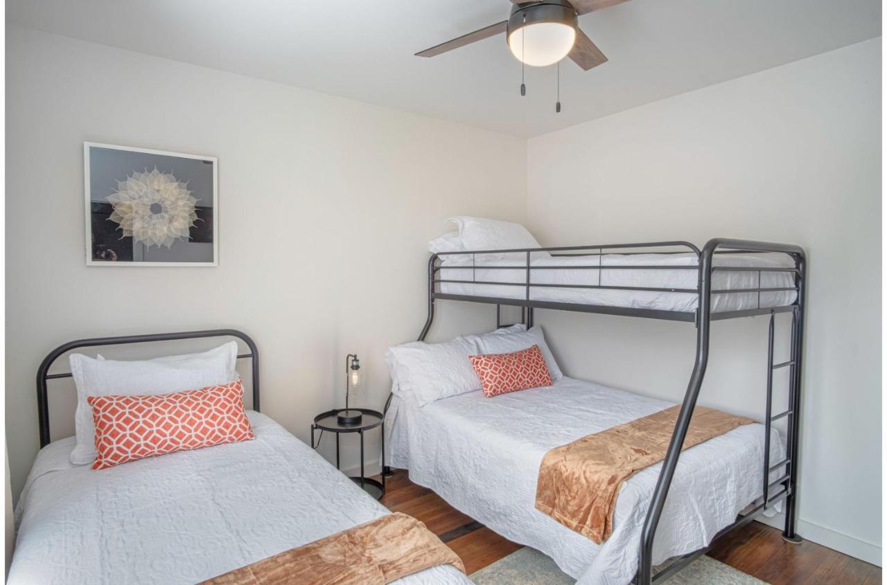 Ferienhaus Dazzling 3 Br2 Ba Near Downtown Tower Americas San Antonio